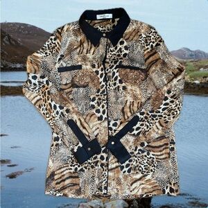 Vintage anima print button down blouse S